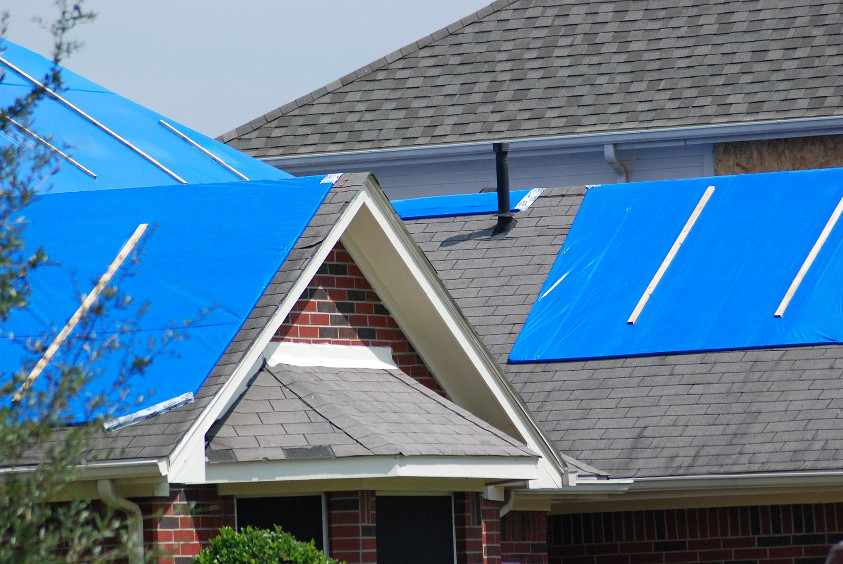 Emergency Roof Tarping